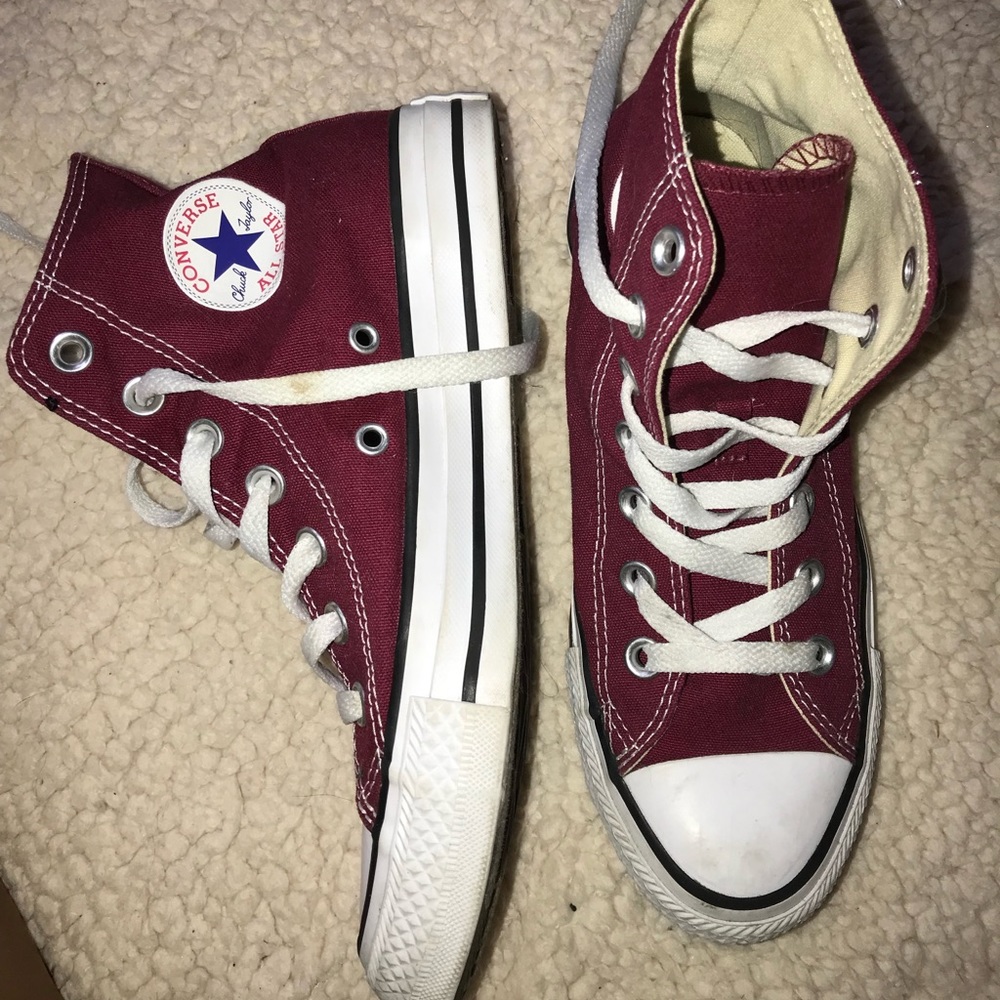 maroon women converse